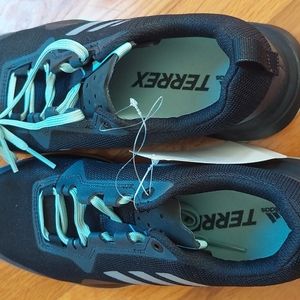 Adidas Terrex Continental hiking shoes/boots